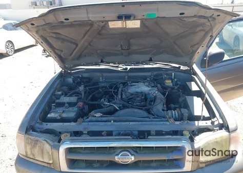 2001 Nissan Pathfinder Xe from USA, damaged, VIN JN8AR09X21W580140